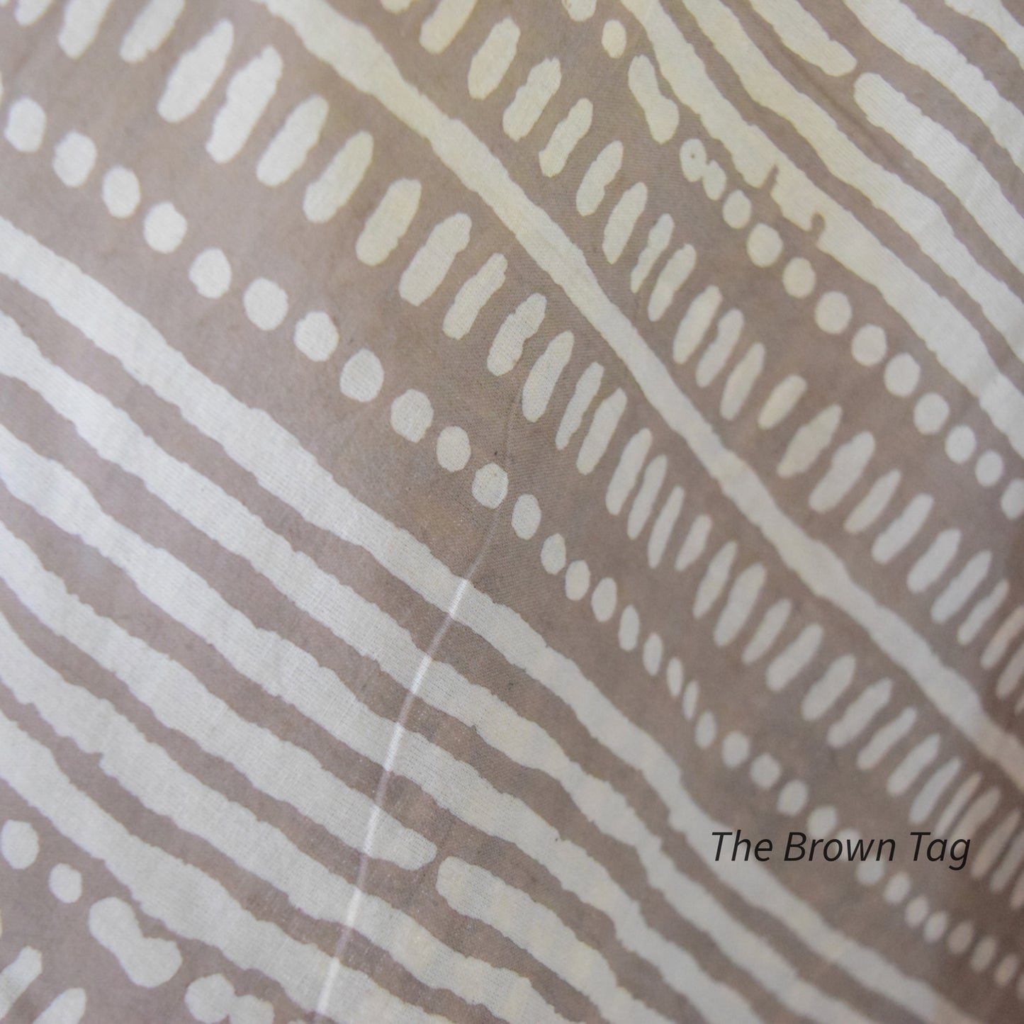 Grey and symmetrical lines short Harem pants